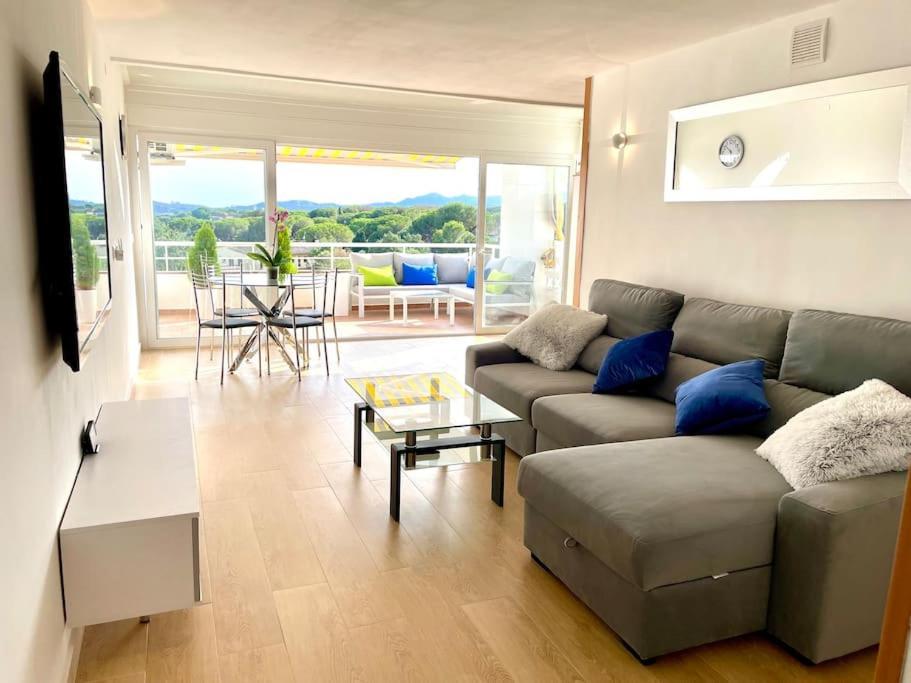 Modern Penthouse With Big Terrace Apartment Platja d'Aro Bagian luar foto