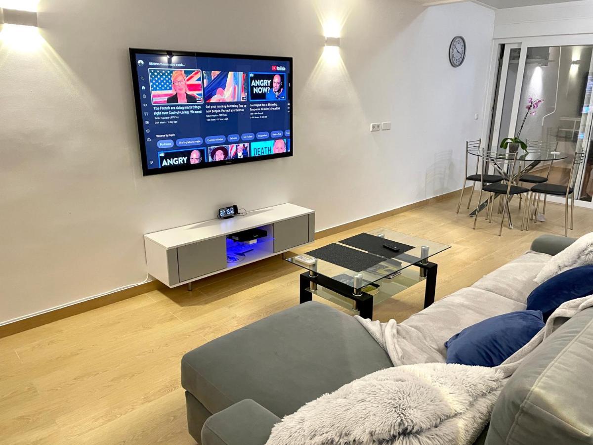 Modern Penthouse With Big Terrace Apartment Platja d'Aro Bagian luar foto