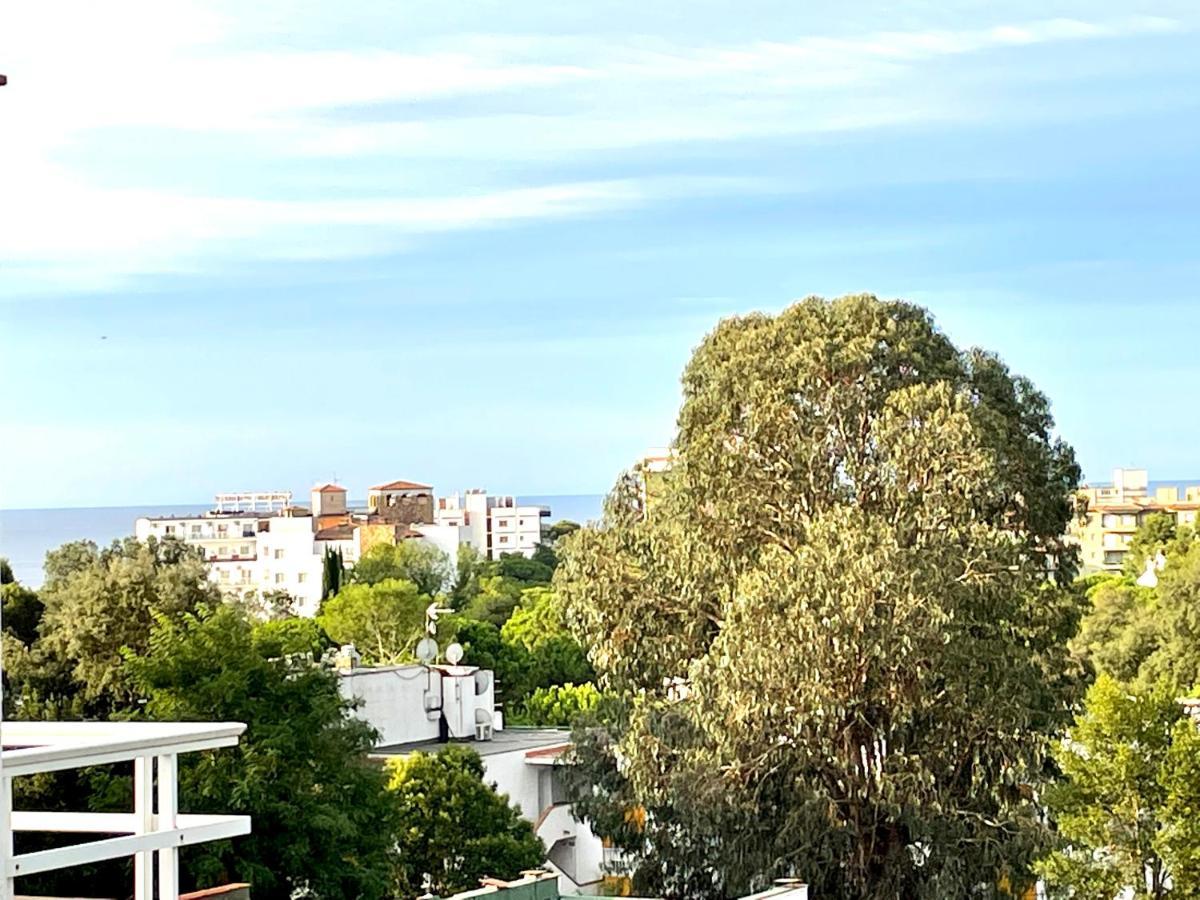 Modern Penthouse With Big Terrace Apartment Platja d'Aro Bagian luar foto